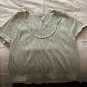 Ribbed cream baby tee